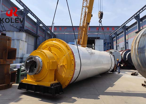 Silica sand grinding equipment 3